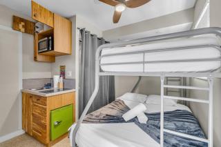 Compact Miami Suite - 0