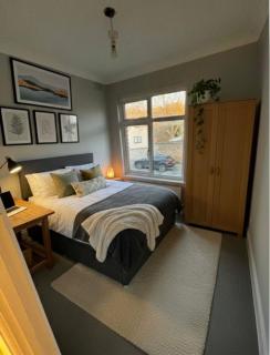 Gravesend - 4 bedroom house great for contractors - 1