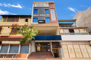 Hotel O Riwaz Inn - 1