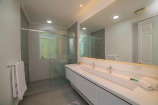 Colina 5D - 3 bdr 2 bath Family - 6