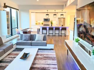 The Panorama Haven, Bright 3BR Luxury in Buckhead - 5