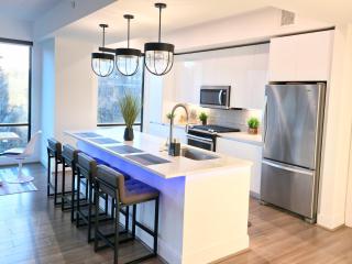 The Panorama Haven, Bright 3BR Luxury in Buckhead - 1