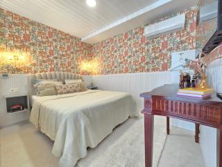 Sun & Palms - Beach Vibe Designer Apartment - 0