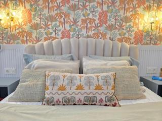 Sun & Palms - Beach Vibe Designer Apartment - 5