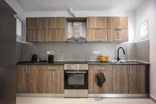 Spacious 1BR w Balcony Pangrati - 7