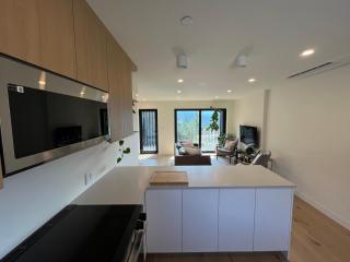 2BR, Views, Spacious, Luxury, New Home - 4