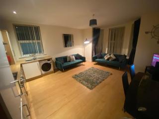 vancouver place 10 min from city center and close to all shops - 3