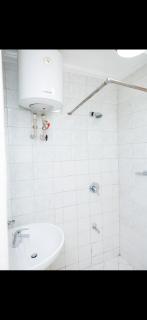 Muyenga guestroom - 2