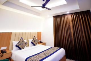Star view by Hotel Black moon'couple friendly Near Rk ashram Metro - 0