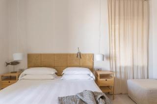 LA GUARDIA Hotel - 9