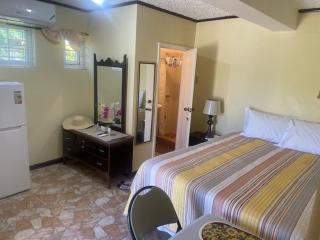 Lowe's Camping Ground and Retreat - 0