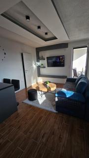 Stan na dan Jović - 9