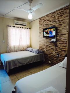 kitnet family - 2 quadras da praia da Enseada - 0