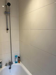 Modern Charming Escape Steps away from shops and park - 2