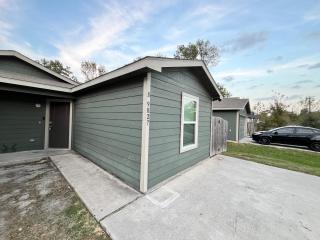 Modern and Cozy Home in HTX - 4