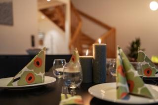 Warm Nordic Townhouse with Sauna & Forest Views - 8