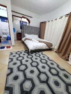 Serene63 Studios Kenol,Muranga - 0