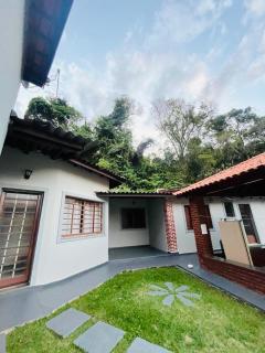 Casa no Centro de Águas de Lindóia com Piscina - 9