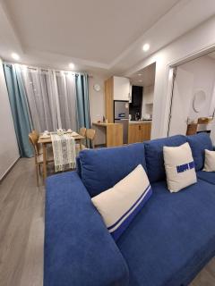 Sea Aura - Deluxe Beach Apartment - 0