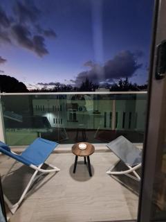 Sea Aura - Deluxe Beach Apartment - 1