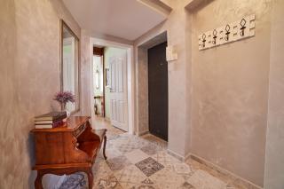 Fabulous Retro Apartment in the Heart of Sofia - 4