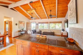 Vacation Home In Kailua Kona-Aloha Breeze - 1