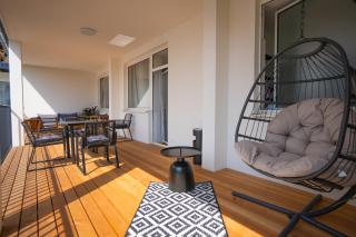 Bright stylish apartment with a huge terrace in a top location - 3