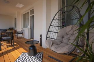 Bright stylish apartment with a huge terrace in a top location - 5