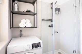 Bright stylish apartment with a huge terrace in a top location - 1