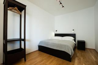 Bright stylish apartment with a huge terrace in a top location - 9