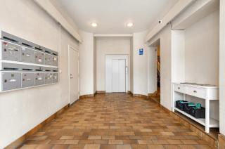 Bright and modern city center apartment - 6