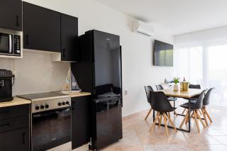 BALATON A KERTBEN - BALATON IN THE GARDEN - Beachfront houses with beautiful view, private beach - 8