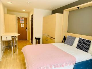 Stuhomes - Arundel House - London - 2