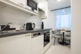 Bright stylish apartment with a huge terrace in a top location - 3
