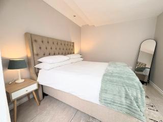 Self Checkin - Luxury Tranquil Apartment in Guesthouse - 7