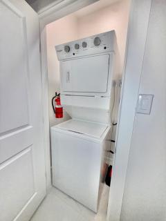 Newly build 1 bedroom 2 bathrooms condo - 1