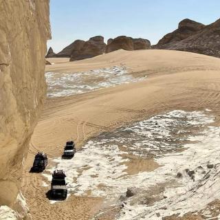 White desert Safari tent - 3