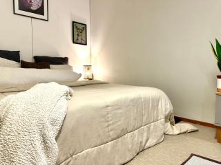 C's old-studio, easy access to Helsinki-Vantaa airport - 7