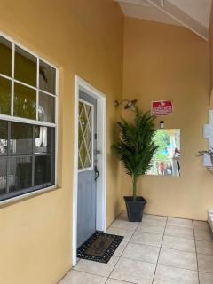 Tropical Harbour View - 4