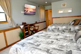 Hotel Oasis with Outdoor Kitchen - 7