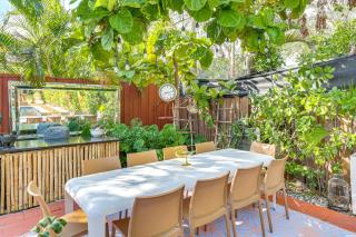 Tropical backyard with pool 10 min from Miami Beach! - 8