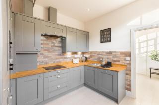 Enamel Works - The Balcony - 4