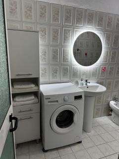 Tirana central guestroom - 4