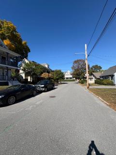 Comfortable 3-Bedroom in a Quiet Area - 4