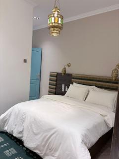 Une vue a vous coupe le souffle - LʼAgha - 8