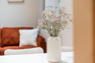 Chez Carl 2 pièces au rez de chaussée vue cour - 1