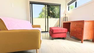 House in Mt Albert - 8