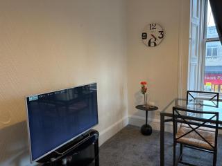 Brigth Victorian Flat - 6