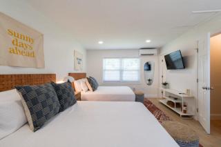 THE JUNI - Studio Steps to Beach Downtown Cocoa - 2