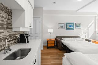 Alpenglow Lodge Studio with park view by MVA - 9